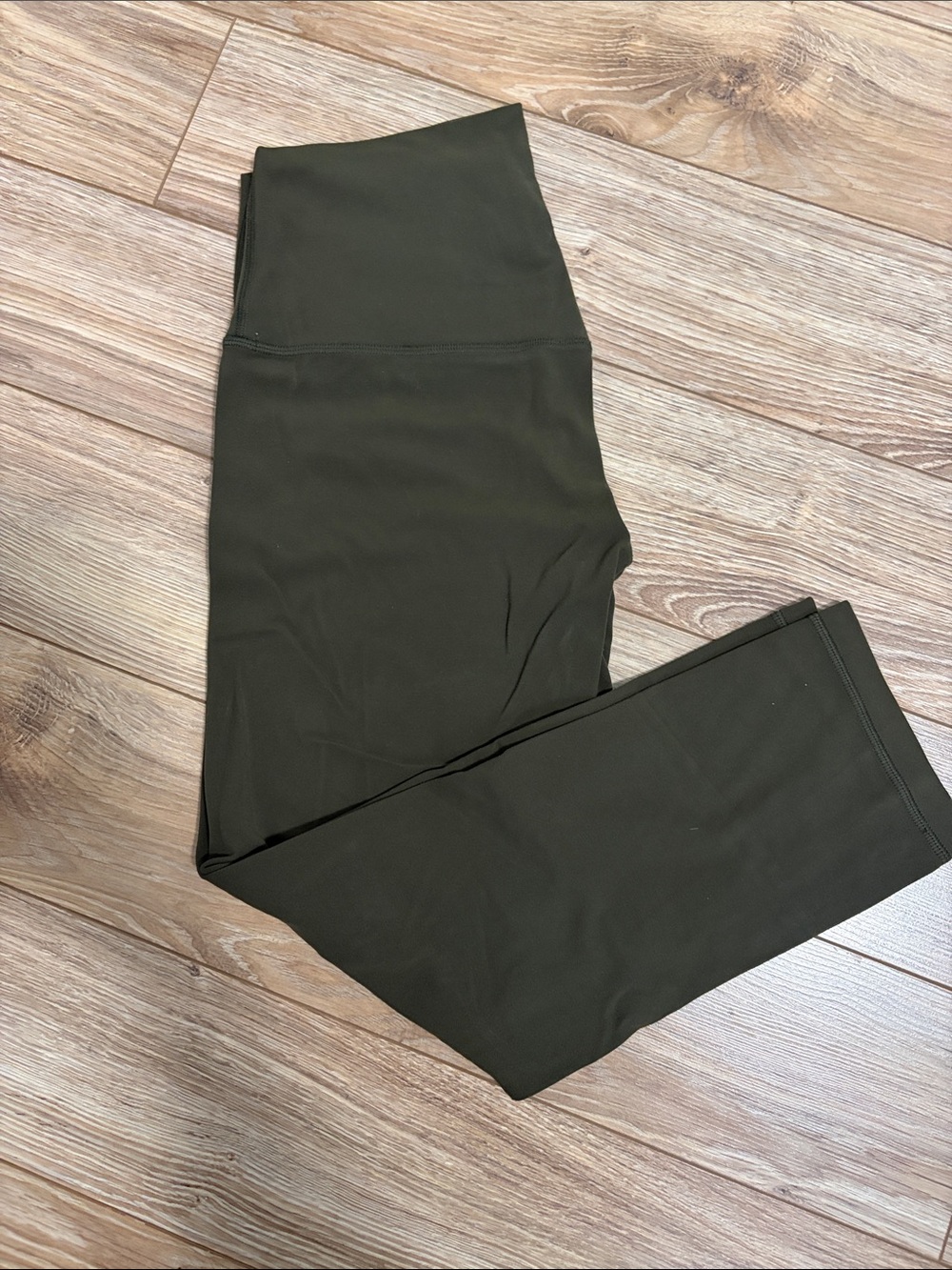 Lululemon High Rise Align Crop